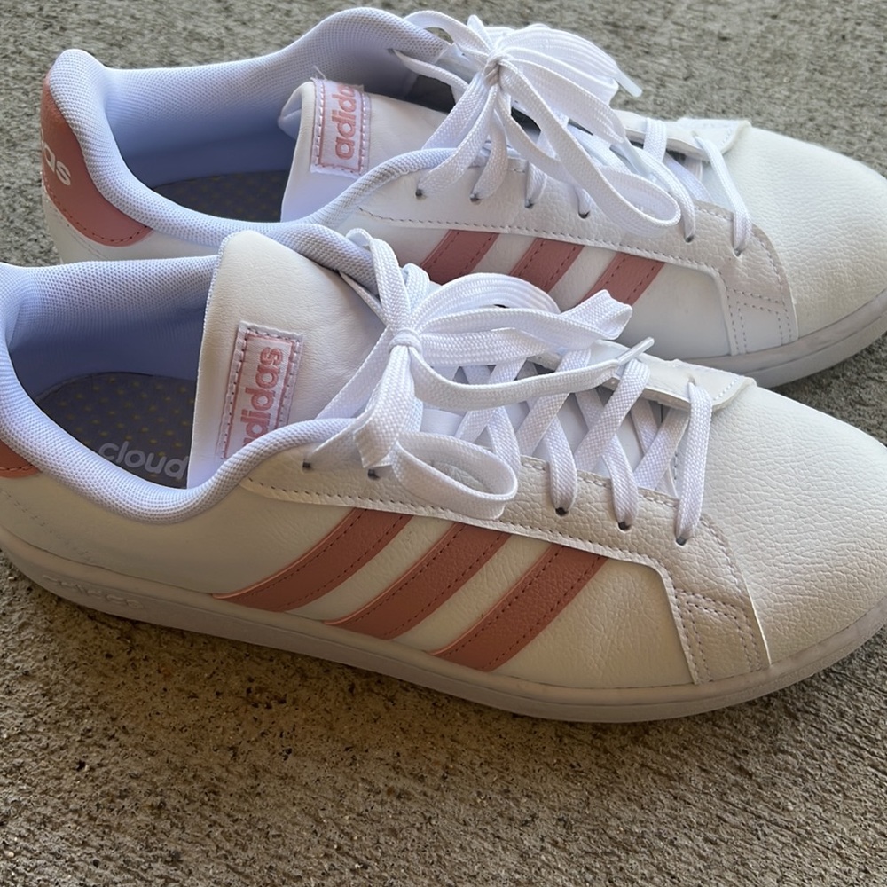 Adidas Grand Court Tennis Sneaker